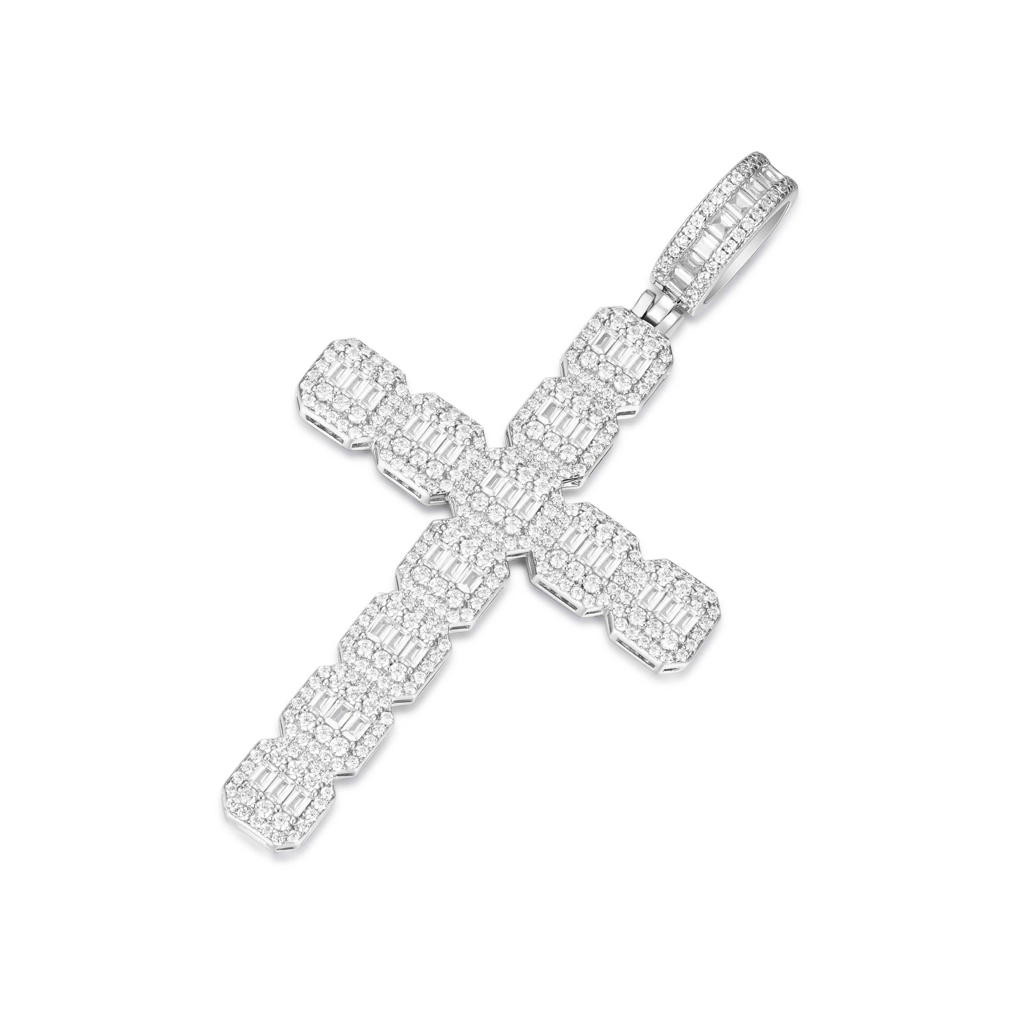 Classic Cross Pendant with Moissanite